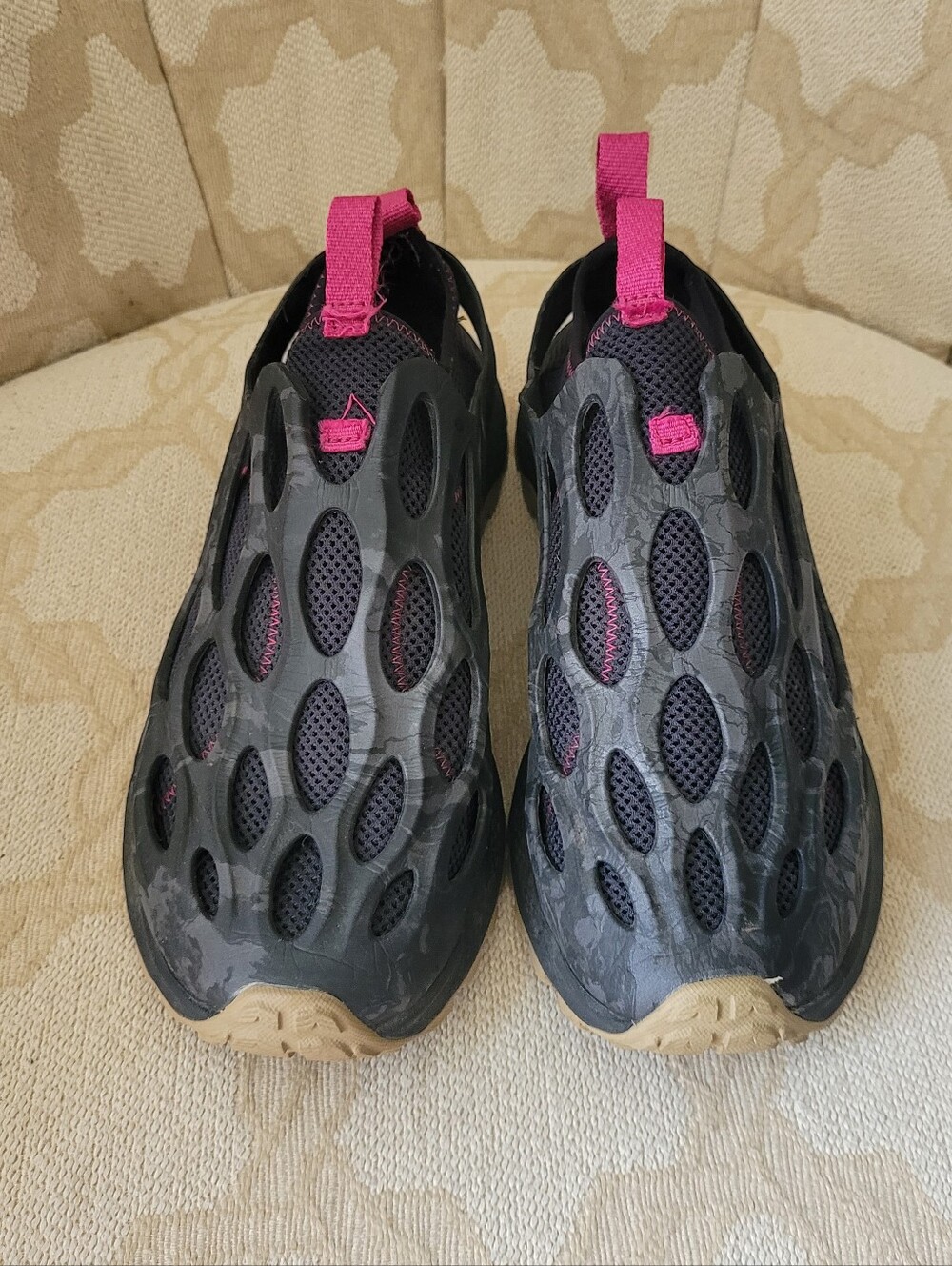 MERRELL HYDRO SLIP ON TRAIL SHOES WATER BLACK PINK SIZE 8 (Check Measurements)